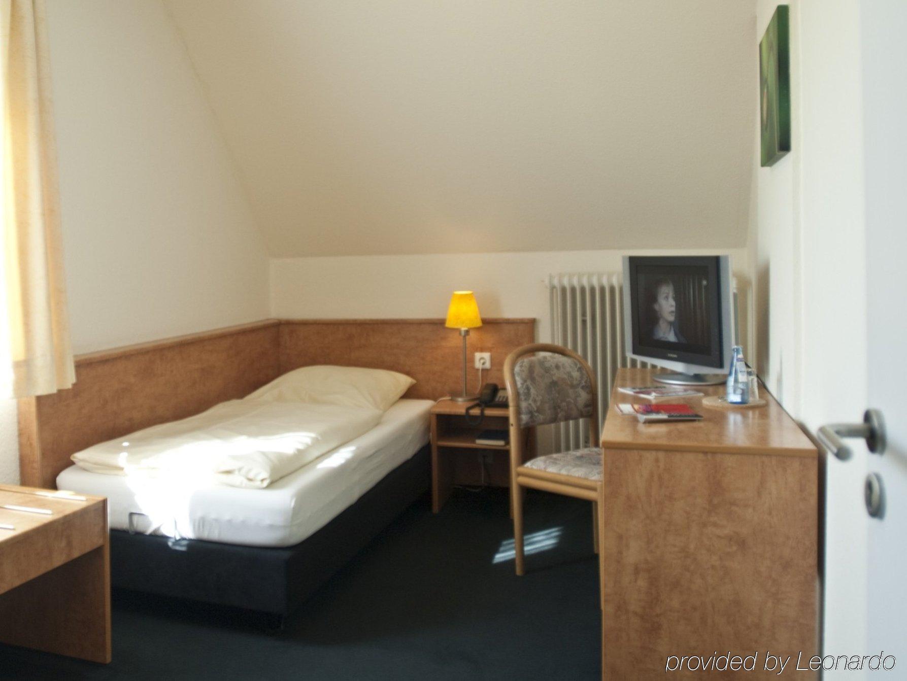 Buescher'S Hotel Und Restaurant Bielefeld Oda fotoğraf